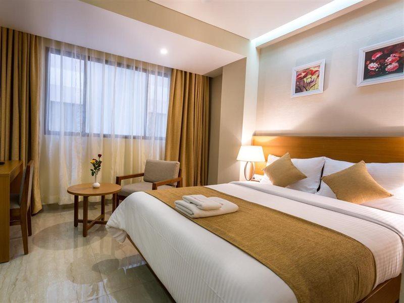 Classic Grande,A Member Of Radisson Imphal Exterior foto